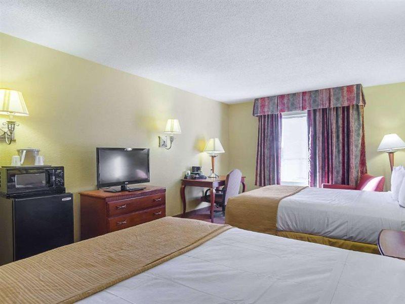 Surestay Plus Hotel By Best Western Durham Medical Center エクステリア 写真