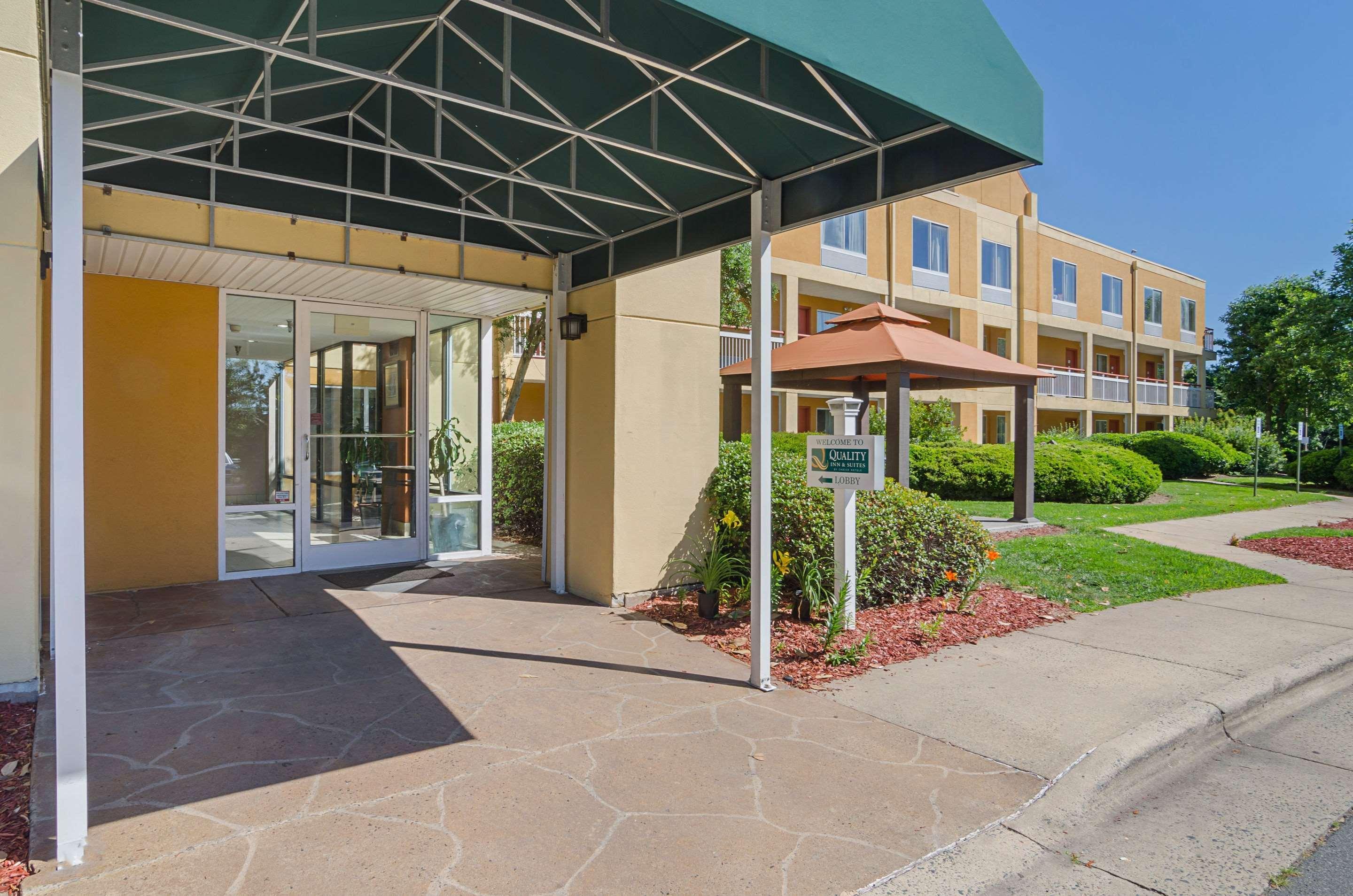 Surestay Plus Hotel By Best Western Durham Medical Center エクステリア 写真