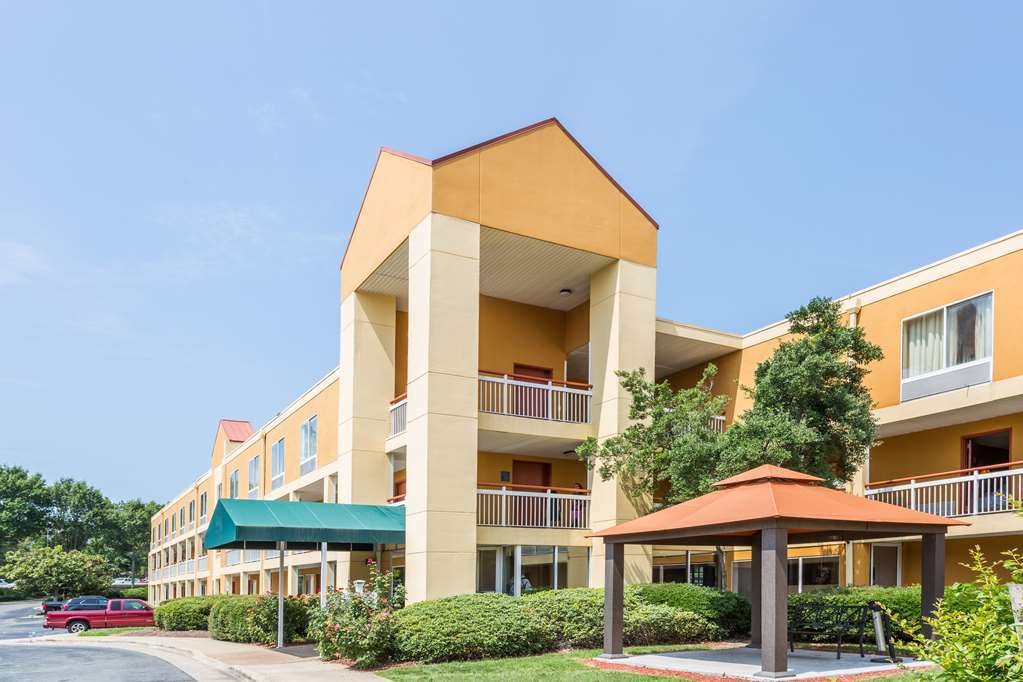 Surestay Plus Hotel By Best Western Durham Medical Center エクステリア 写真